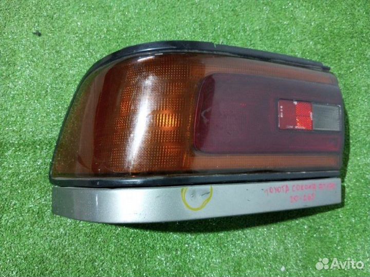 Стоп-сигнал задний левый Toyota Corona
