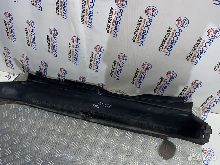 Накладка задней панели Citroen C4