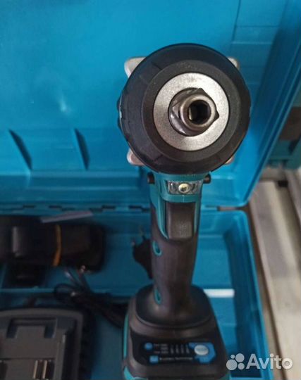 Аккумуляторный гайковерт Makita 350 Нм (Арт.88828)