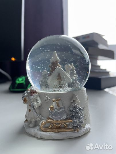 Шар новогодний