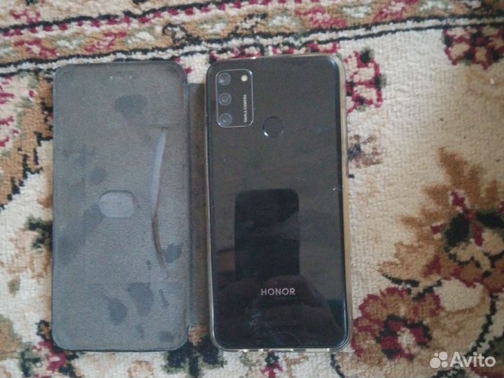 HONOR 10, 4/128 ГБ