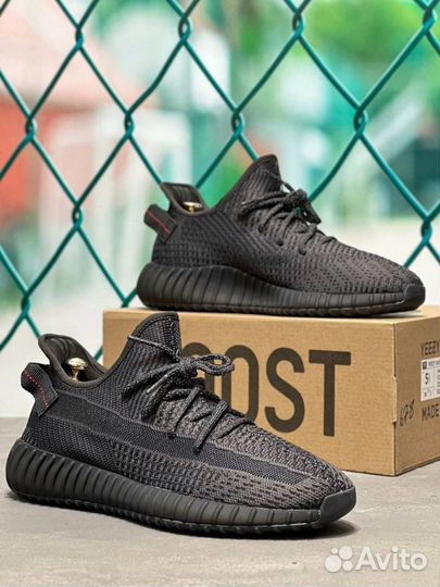 Adidas yeezy boost 350 черные разм. 40