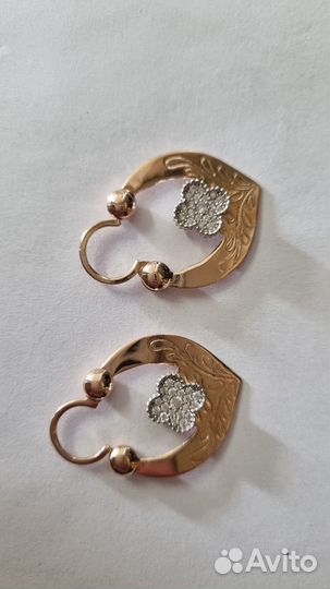 Золотые серьги