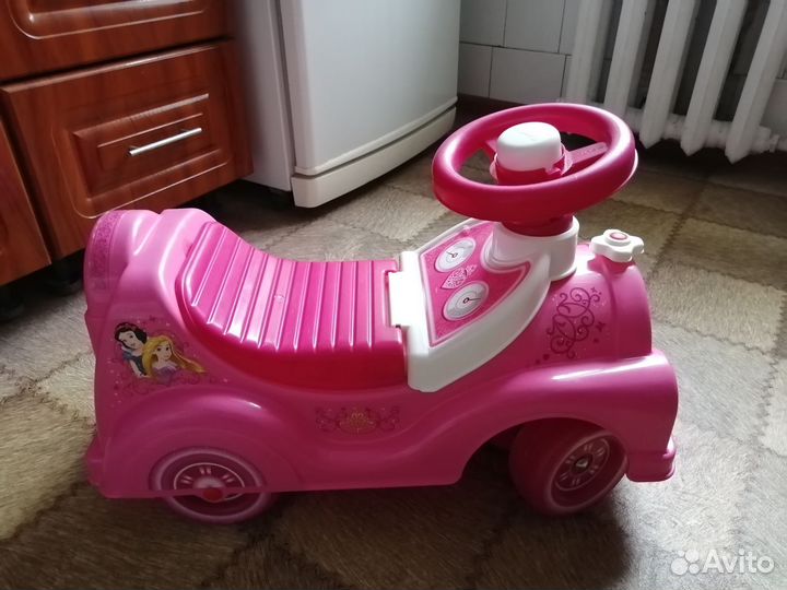 Машинка-каталка