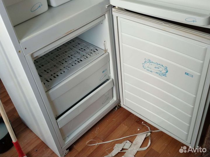 Холодильник бу нерабочий