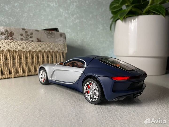 Модель автомобиля Bugatti Atlantic металл 1:24