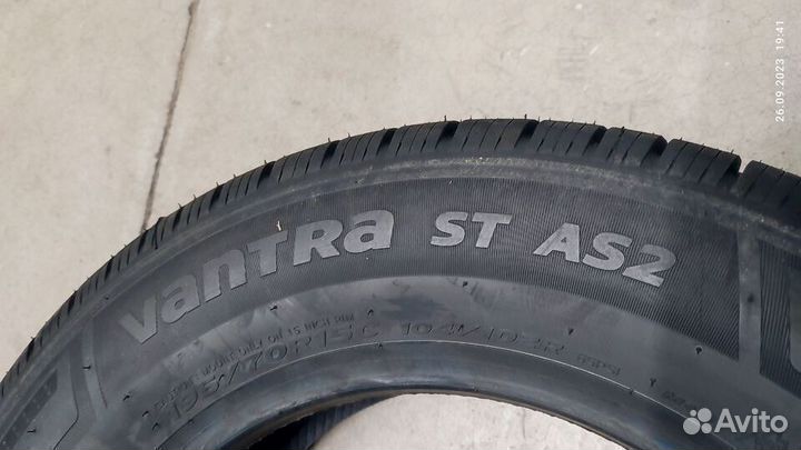 Hankook Vantra ST AS2 RA30 235/65 R16C 115R