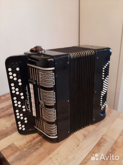 Баяны в ассортименте