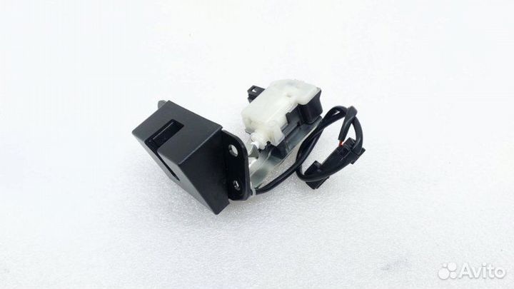 Замок двери багажника Haval M6 1 GW4G15M 2023