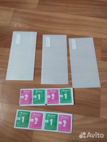 Защитное стекло на айфон 5S