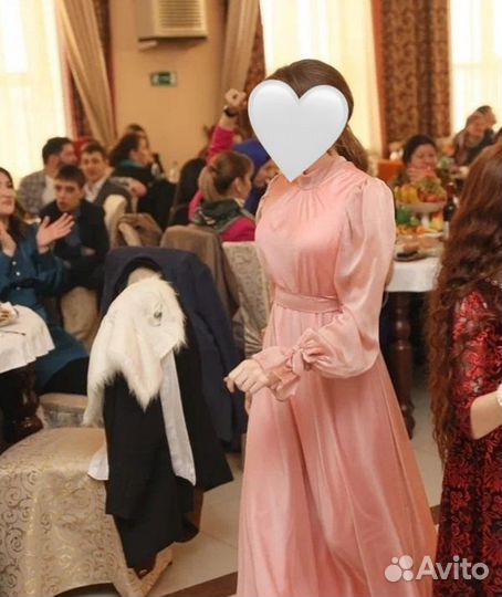 Вечернее платье