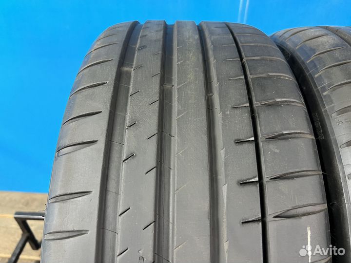 Michelin Pilot Sport 4 S 235/35 R20 93Y