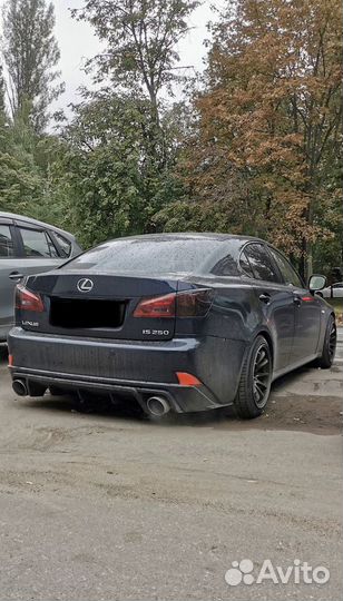 Задний бампер lexus is 250