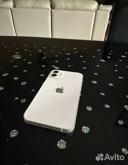 iPhone 12, 256 ГБ