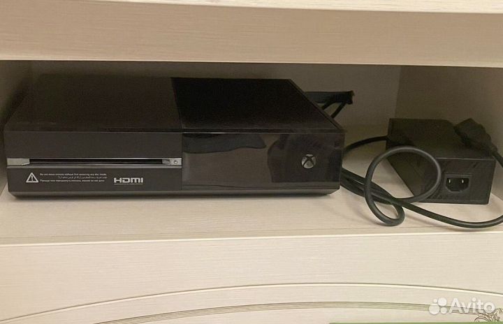 Xbox one 500 gb черный