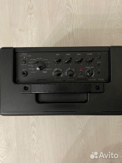 Гитарный моделирующий комбоусилитель VOX VX15-GT