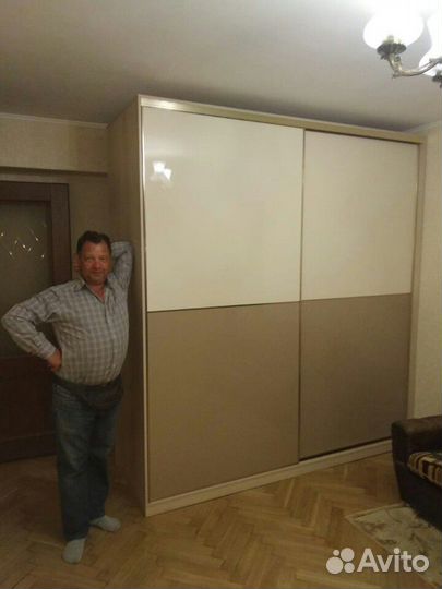 Шкафы купе и двери купе на заказ.Гардеробные