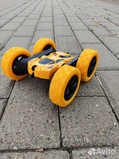 Машинка перевертыш на радиоуправлении