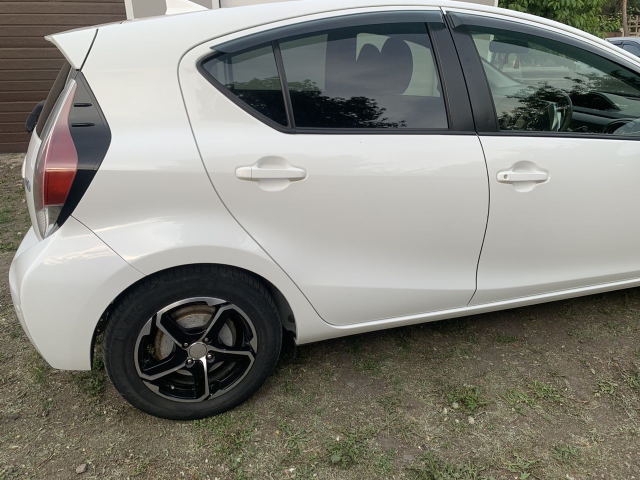 Toyota Aqua: фото владельца
