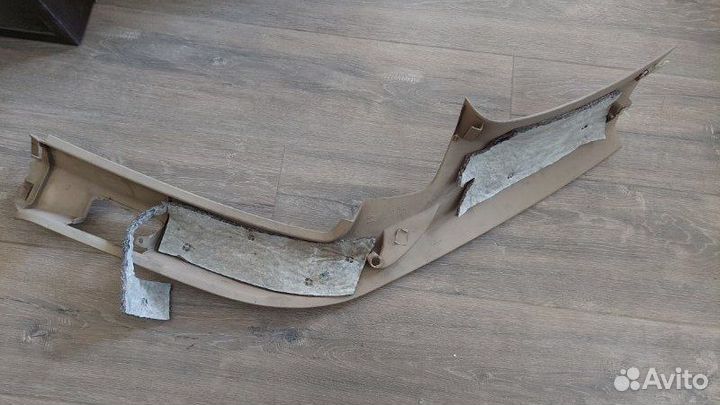 Обшивка стойки задняя левая Bmw X5 E53 3.0D 2003