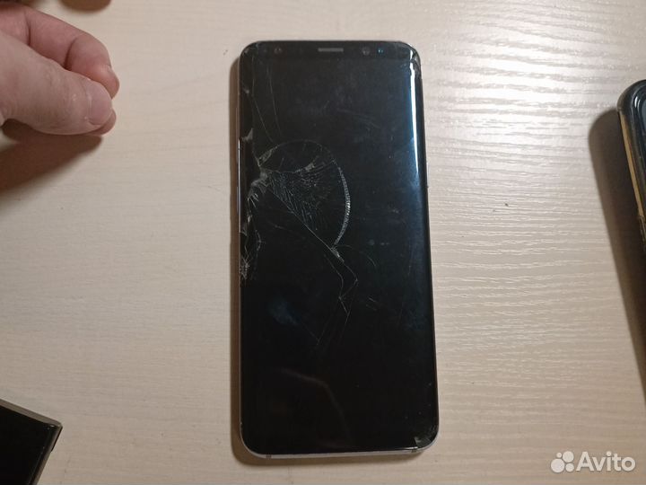 Samsung Galaxy S8, 4/64 ГБ