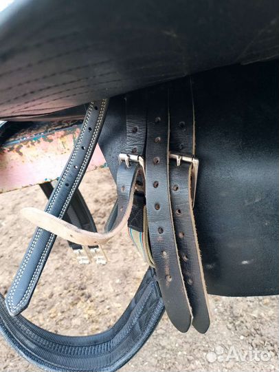 Седло для лошади универсальное