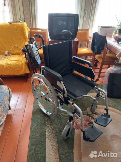 Инвалидная коляска складная KY