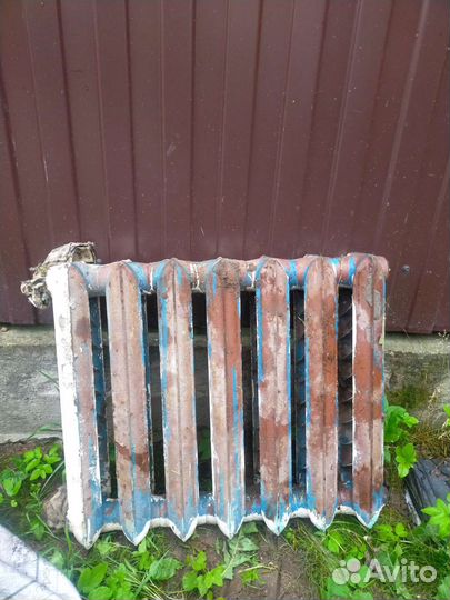 Чугунная батарея