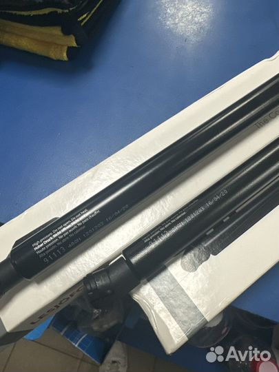 Амортизатор багажника renault megane 2003-2009