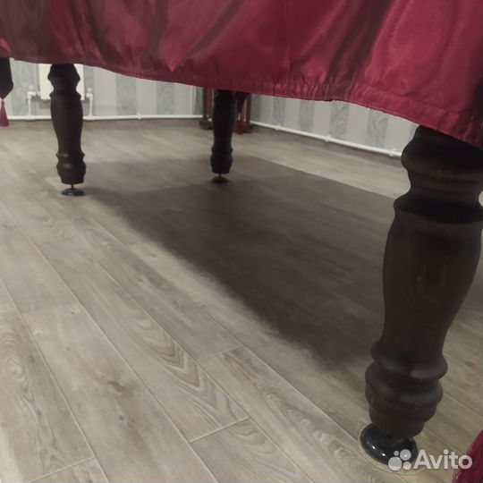 Бильярдный стол 7 футов