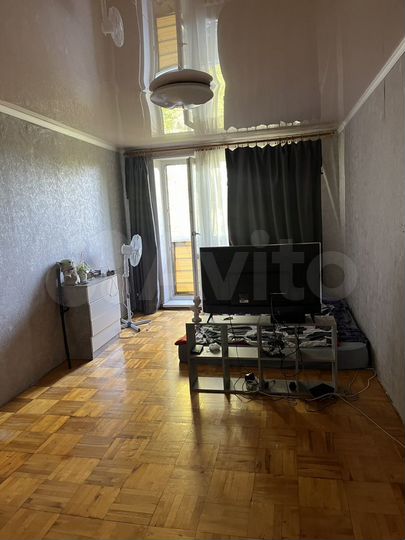 3-к. квартира, 55 м², 3/3 эт.