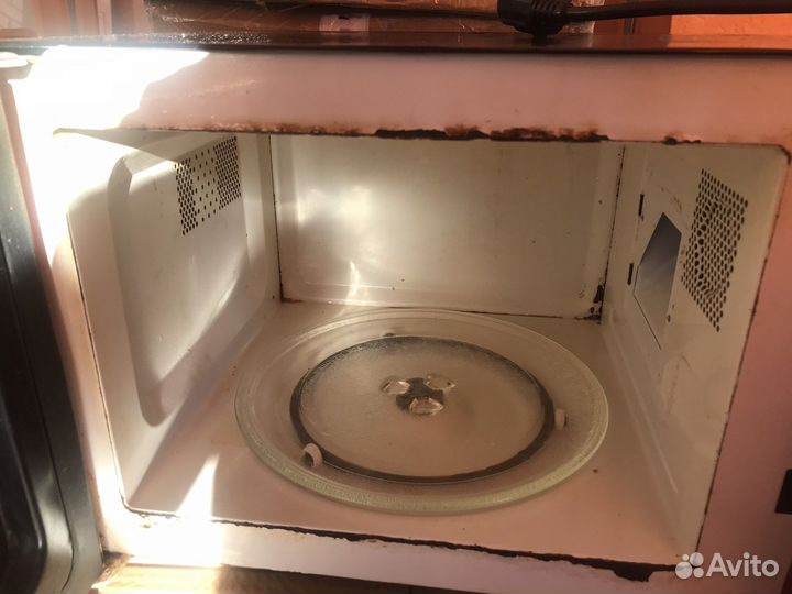 Микроволновая печь