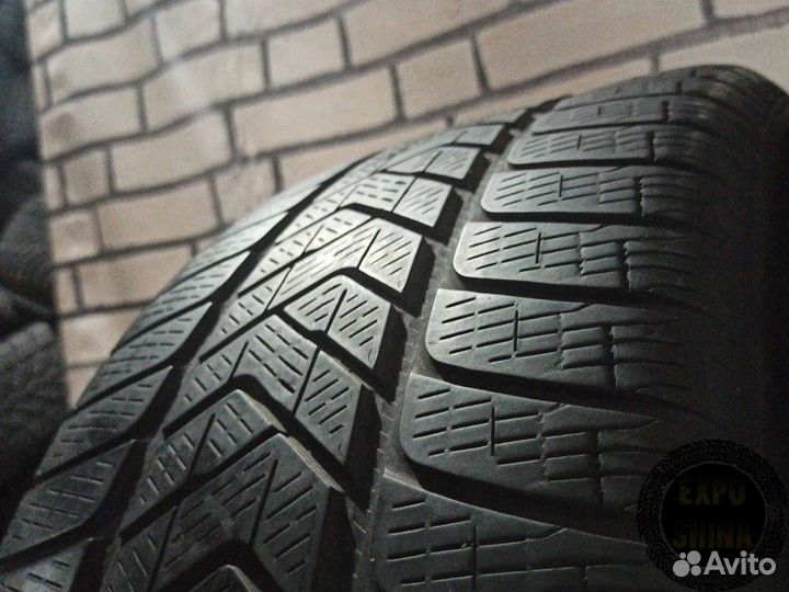 Pirelli Scorpion Winter 255/40 R21