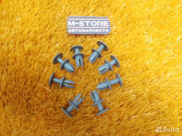 Клипса обшивки задняя Bmw 3-Series E90 N46B20B