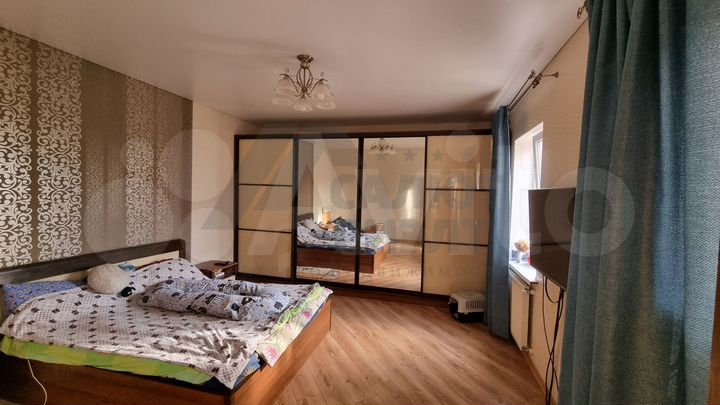 3-к. квартира, 82 м², 1/3 эт.