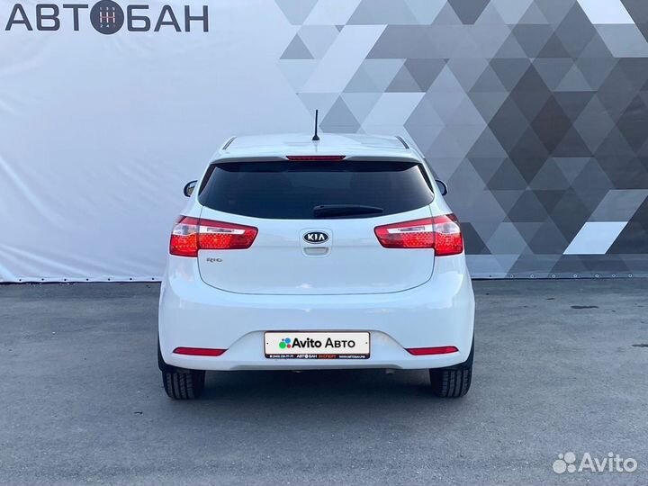 Kia Rio 1.6 AT, 2012, 175 000 км