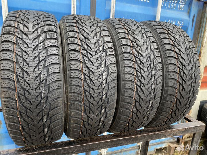 Nokian Tyres Hakkapeliitta R3 205/60 R16 92B