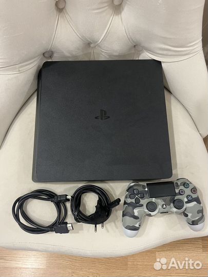 Sony PS4 Slim 1 tb + 52 игры