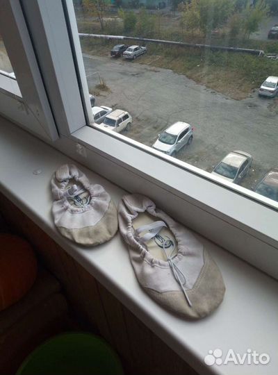 Пуанты и балетки для занятий танцами и гимнастикой