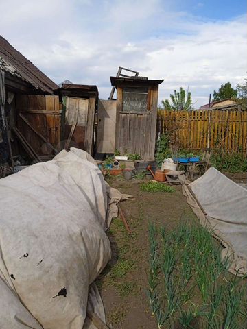 Дом 26 м² на участке 5 сот.