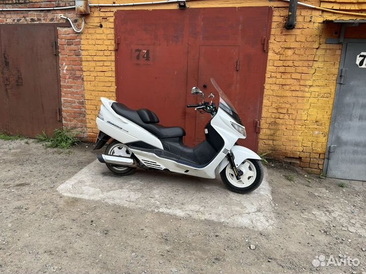 Мотоцикл Suzuki SkyWave 250s