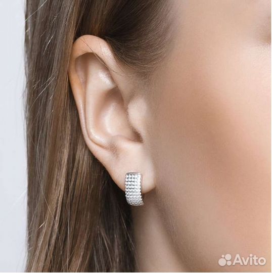Маленькие серебряные серьги