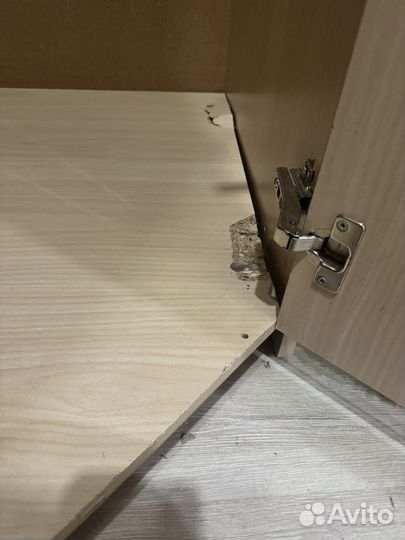 Угловой шкаф