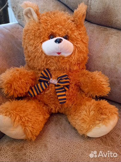 Плюшевый медведь