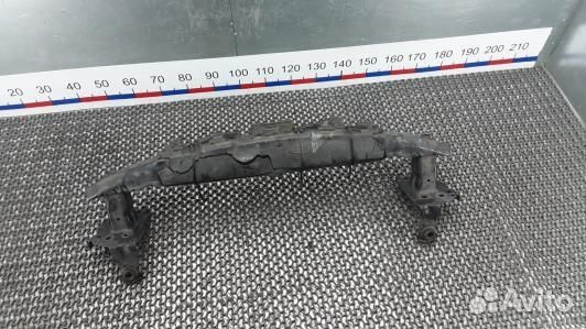 Усилитель бампера передний (кронштейн) porsche cay