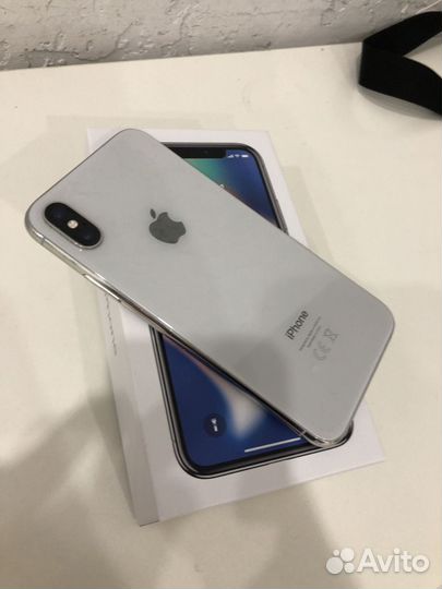 iPhone X, 64 ГБ