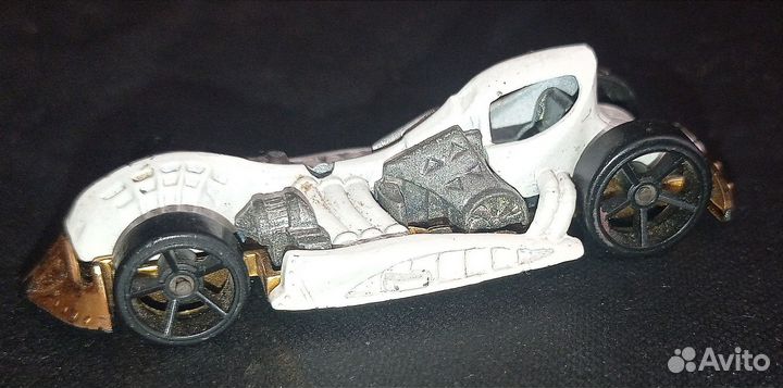 Hot Wheels cloak and dagger
