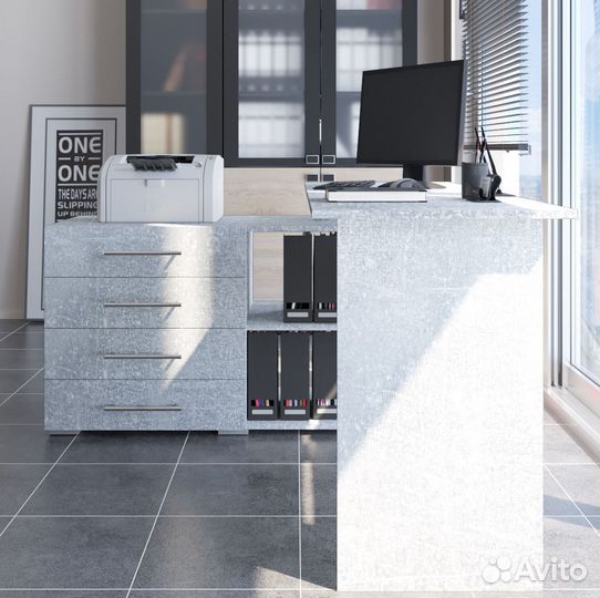 Стол компьютерный Алькор