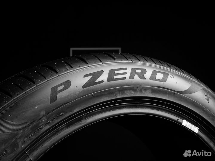 Pirelli P Zero PZ4 285/40 R20 и 255/45 R20 109Y