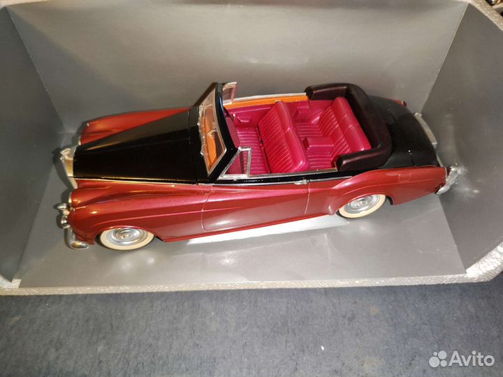 Bentley Continental 1961 1/18 Solido
